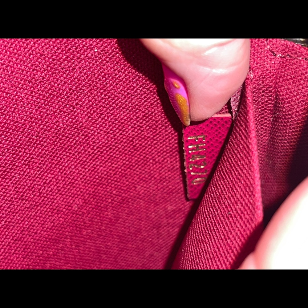 Louis Vuitton POCHETE FELICIE - Picture 4 of 8